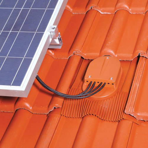Kabeldurchführung Dach - Störungen / Auffälligkeiten im Betrieb von  PV-Anlagen - Photovoltaikforum